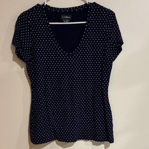 L.L. Bean Women's Dark Blue Polka Dot V-Neck Tee